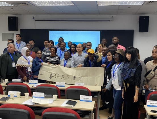 孙逸应邀为流通领域食品安全管理研修班授课